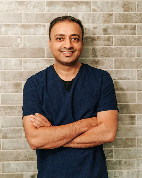 Dr. Ashutosh Kaviraj